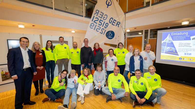 Fotoausstellung in Starnberg dokumentiert inklusive Segelprojekte und Ehrenamt