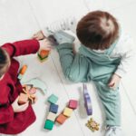 Landkreis Landsberg richtet Spielenachmittage zur Gewöhnung an Ersatzbetreuung ein