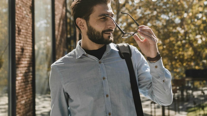 Studententeam aus München gewinnt iCANX in Hongkong mit interaktiver Brille für Menschen mit Hörbehinderung