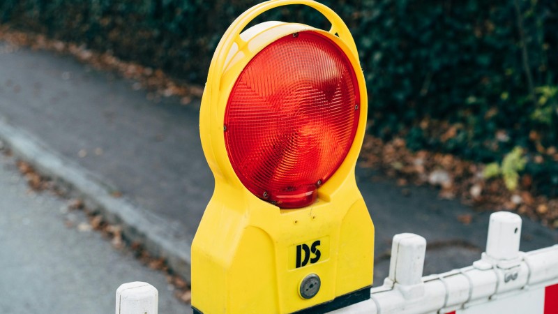 Wasserrohrbruch in Wolfratshausen führt zu großräumigen Busumleitungen und Ausfällen Wasserrohrbruch in Wolfratshausen führt zu großräumigen Busumleitungen und Ausfällen
